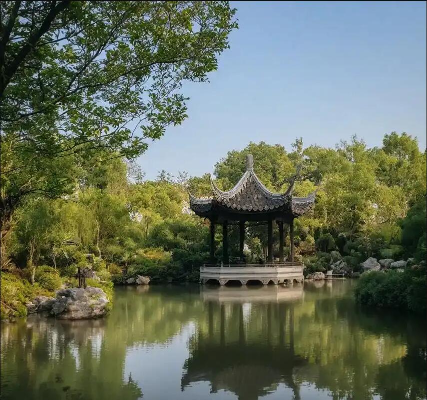 东莞石龙蓝天餐饮有限公司